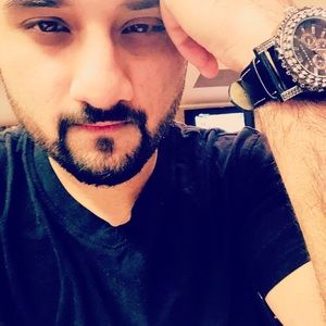 Meet your Posher, Ali